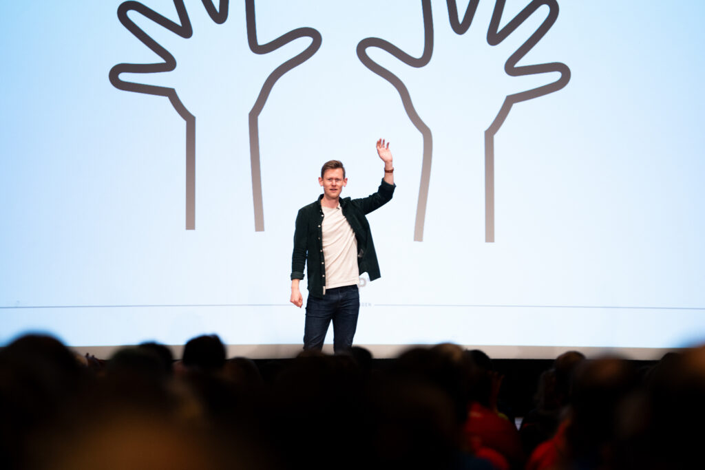 Lezing Thijs Wagenaar over groeimindset sportpsychologie Atletiekunie